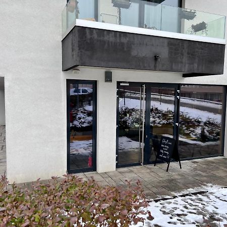 Bl City View Apartment, 24Hr Self Check-In, Free Private Parking, Panoramic View From Balcony, 5-Minute Walk To City Centre Банска бистрица Екстериор снимка